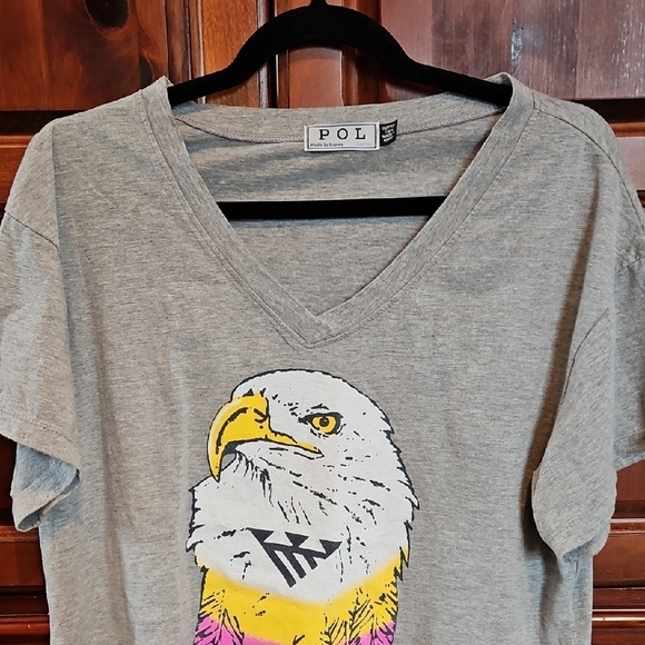 POL Gray V-Neck T-Shirt with Eagle Graphic, SZ L, NWOT! - Picture 1 of 5